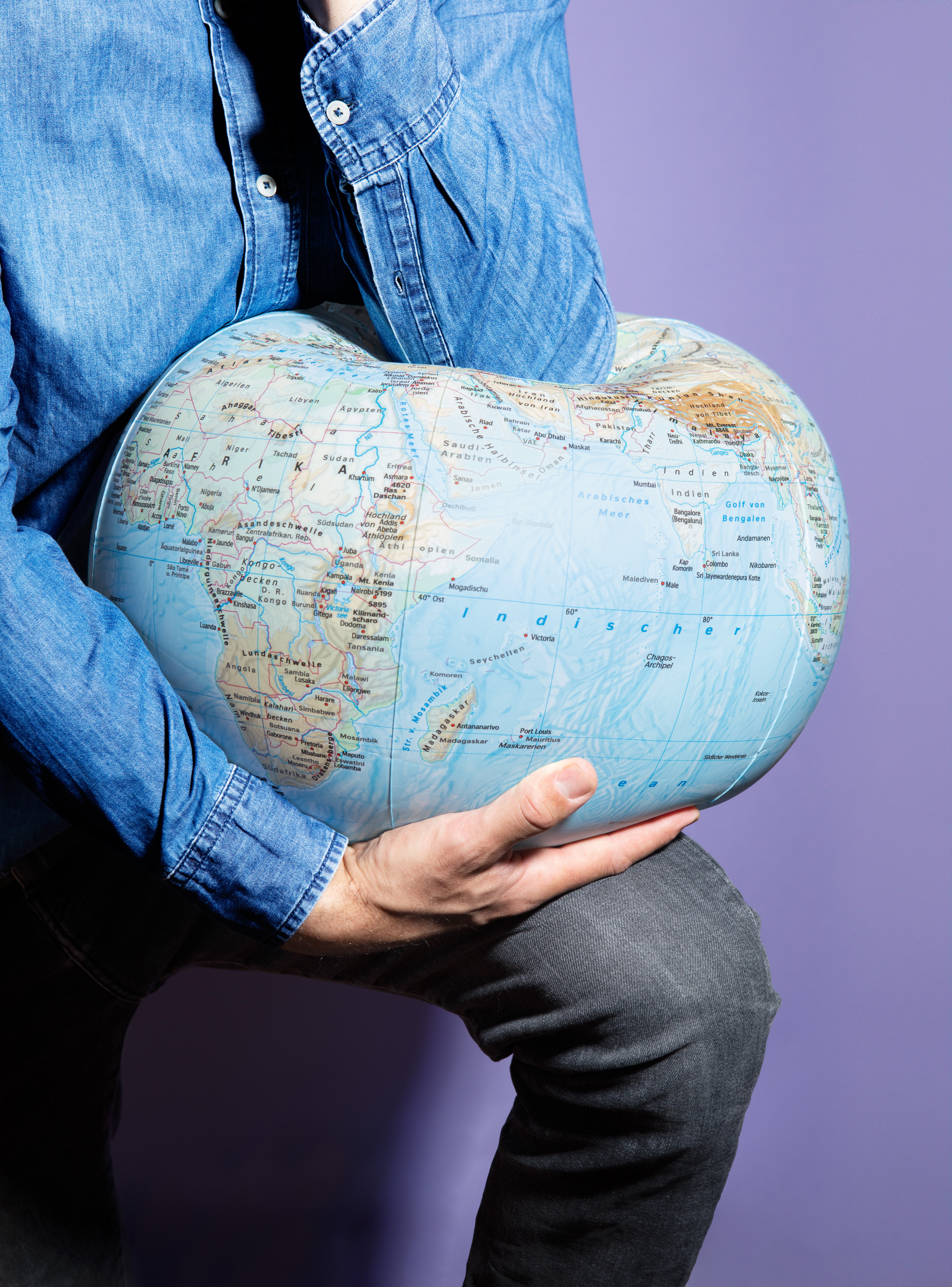 FP_BALL_HR_sRGB_WEB_JANES-181_RET.jpg FP_BALL_HR_sRGB_WEB_JANES-181_RET